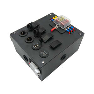 電源接続付き12Vコントロールボックススイッチパネル4WDキャノピーキャラバン用6ウェイヒューズブロック - Product Image 1