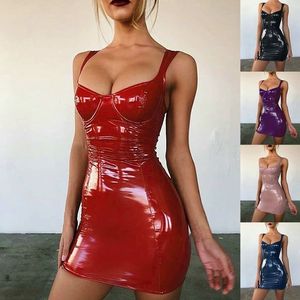 2025 Punk tarzı kadın Mini elbise | Seksi PU deri Bodycon Clubwear | Spagetti kayışı artı boyutu kısa elbise - Product Image 6