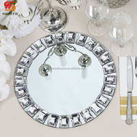 Assiette de présentation ronde transparente de 13 pouces avec bord doré pour mariage, vente en gros