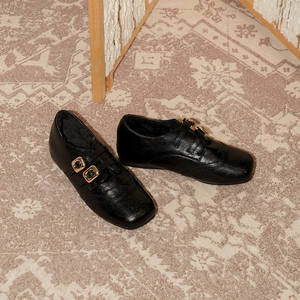 Женские лоферы Pear Xiaoqi в британском стиле с квадратным носком, на скрытой танкетке, с двойной пряжкой, на флисовой подкладке, однотонные, ретро, из кожи броги - Product Image 4