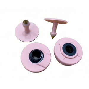 Puce d'identification auriculaire RFID UHF H4 U9 HawbeID 840-960Mhz ISO18000-6C pour lecture/écriture rapide longue portée, comptage d'animaux (porcs, vaches) en élevages laitiers - Product Image 5
