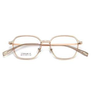 Montures de lunettes en titane pur Brightening Honey Tea Tr M8170, monture rectangulaire complète, légères, unisexes, style moderne - Product Image 4