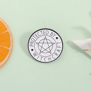 <span class=keywords><strong>Alfileres</strong></span> esmaltados protegidos por brujería, broches creativos de estrella de cinco puntas, insignia de solapa, joyería, regalo divertido, venta al por mayor - Product Image 2
