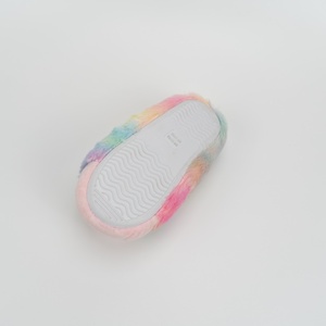 <span class=keywords><strong>Casa</strong></span> <span class=keywords><strong>de</strong></span> Peluche Moderna y Personalizable con Diseño Antideslizante, Forro Cálido <span class=keywords><strong>de</strong></span> Invierno para Niños con Formas <span class=keywords><strong>de</strong></span> Animales Coloridos - Product Image 4