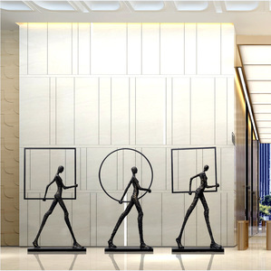 Lámpara de Pie Metálica Contemporánea con Diseño de Anillos, Fuente de Luz LED Blanca Fría, Regulable, Alto CRI 90, Tamaño Mediano, Uso Residencial, 5 Años de Garantía - Product Image 2