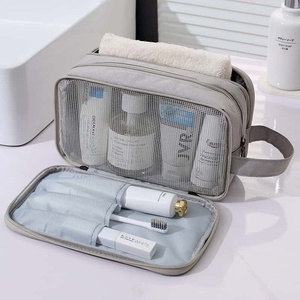 Neceser Verde Menta con Patrón de Letras, Cierre de Cremallera, Asa Suave, Capacidad Media, Bolsa de Cosméticos Portátil OEM - Product Image 4