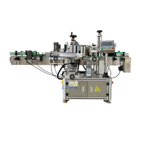 Machine d'étiquetage automatique pneumatique à double face motorisée à haute productivité pour bouteilles plates carrées, face avant et arrière