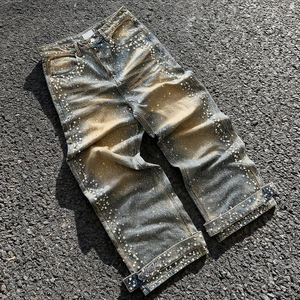 بنطلون جينز رجالي بتصميم ريترو مستقيم على طراز الهيب هوب - جينز دينيم مخصص بالجملة مطبوع بالكامل ومرصع بالأحجار الكريمة بخصر متوسط الارتفاع ومعالج بتقنية الغسيل الحجري وصديق للبيئة - Product Image 1