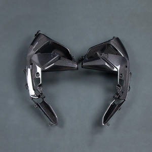 Panneau de revêtement interne inférieur avant en fibre de carbone de haute qualité, modification de moto pour réservoir de carburant, adapté à la <span class=keywords><strong>BMW</strong></span> R1300GS - Product Image 2