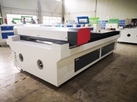 Máquina de Corte y Grabado Láser CO2 JQ Jinan 1325, para Vidrio Templado, Acero, Metal y Tela