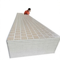 Panneau sandwich en mousse PU, revêtement mural isolant, face en aluminium enduit UV, imperméable, résistant au feu, pour l'extérieur des maisons en bois