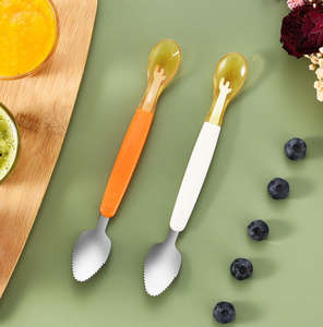 Juego de cucharas para alimentación de bebés 2 en 1, silicona nano plateada y acero inoxidable 304, cuchara de doble cabezal, diseño suave y resistente para raspar y alimentar - Product Image 3