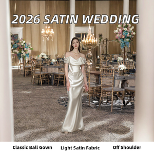 Robe de soirée sirène longue en satin à épaules dénudées, style vintage, pour mariage, fête ou événement nuptial - Product Image 2