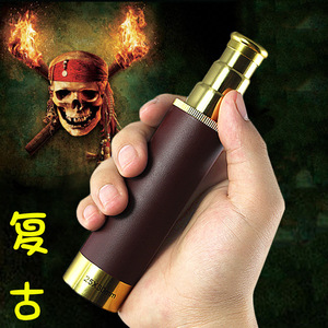 Telescopio Monocular Caribbean Pirates 25x30mm con Cuerpo de Cuero, Alta Magnificación, para Uso en Exteriores - Product Image 1