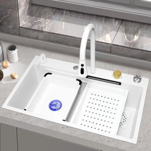 Fregadero de cocina popular de acero inoxidable 304 con un solo tanque, estilo escalera nano, con lavavasos y salida de agua en cascada - Product Image 3