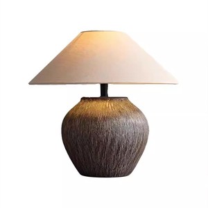 UP Lights Lámpara de mesa de cerámica vintage Estilo Wabi-Sabi Lámpara de mesa de luz cálida suave para dormitorio de hotel Sala de estar Iluminación moderna - Product Image 2
