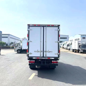 Camion <span class=keywords><strong>frigorifique</strong></span> Dongfeng, fourgonnette isotherme, véhicule congélateur utilisé pour différents aliments - Product Image 5