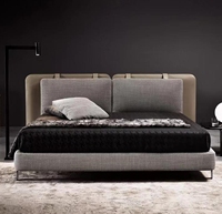 Canapé-lit convertible de luxe inclinable et pivotant, structure en bois de teck, rembourrage doux, durabilité naturelle, ensembles de literie élégants pour