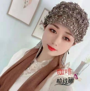 Gorro turbante transpirable y ecológico con adornos de perlas acrílicas a la moda para sesiones de fotos en vacaciones - Product Image 1