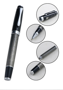 Stylo publicitaire 3D avec motif graphique, pointe 0,5 mm, encre noire, finition brossée bronze antique, motif de <span class=keywords><strong>carte</strong></span> en relief métallique, stylo à bille - Product Image 6