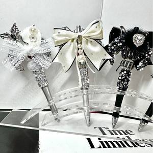 Superventas transfronterizo: Lápiz de estilo gótico resistente con diseño de luna y punta giratoria de bala, accesorios DIY no borrables y colgantes - Product Image 1