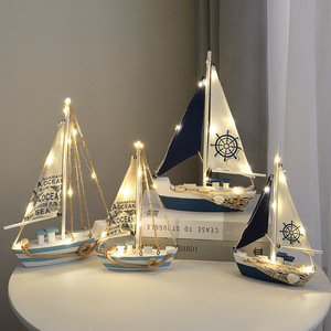 Nuovo Modello di Barca a <span class=keywords><strong>Vela</strong></span> LED HYG12 in Stile Mediterraneo, Ornamento in Legno per Regalo di Compleanno per Ragazzi - Product Image 1
