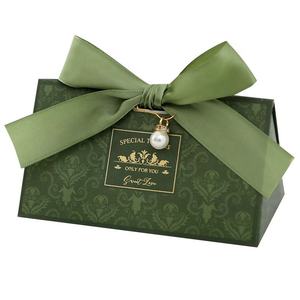 Bolsa de Regalo de Papel con Cordón y Logotipo Personalizado de Estilo Europeo, Cajas de Dulces Triangulares Portátiles para Boda - Product Image 2