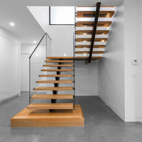 Conception préfabriquée en usine Intérieur Mono Stringer Escalier Appartement Escalier Bande de roulement Riser Bois Massif U L Forme Escalier