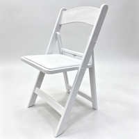 Chaises pliantes en résine blanches légères pour l'extérieur, idéales pour la location, les fêtes, les mariages et les événements (type Wimbledon)