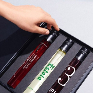 Logo personnalisé de 50 ml 100 ml bouteilles de <span class=keywords><strong>tube</strong></span> de vin en <span class=keywords><strong>verre</strong></span> à haute teneur en borosilicate bouteille de vin <span class=keywords><strong>tube</strong></span> de <span class=keywords><strong>whisky</strong></span> en <span class=keywords><strong>verre</strong></span> avec emballage - Product Image 5