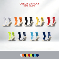 Chaussettes de sport en coton mélangé respirant à col rond, tricotées, avec propriétés antidérapantes pour le football et le basketball