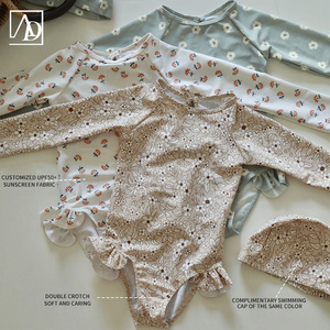 ملابس سباحة صيفية لطيفة للبنات الرضع والأطفال الصغار بنمط حيوانات وأكمام طويلة للحماية من الشمس سريعة الجفاف مصنوعة من البوليستر/النايلون - Product Image 2
