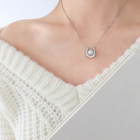 Charmes délicats en forme de U pour femmes, en acier inoxydable, sublimation, plaqué or 18 carats, pendentifs en perles pour collier
