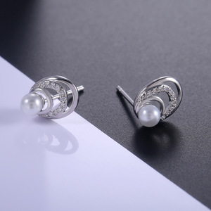Eleganti orecchini a bottone in stile perla per donna, design scintillante intarsiato, gioielli di moda versatili - Product Image 3