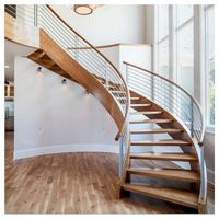 Escalier intérieur courbé à haute stabilité, design moderne, marches en bois pour villa, maison, projet de rénovation commerciale
