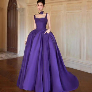 LY-PD0115エレガントなイブニングAラインガウンモダンサテン床丈コルセットノースリーブシックプロムドレスレディーススイープトレイン - Product Image 1