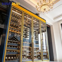 Armoire à vin à température constante en acier inoxydable sur mesure, cadre contrasté bleu et jaune, porte multi-verre, présentoir à vin modulaire