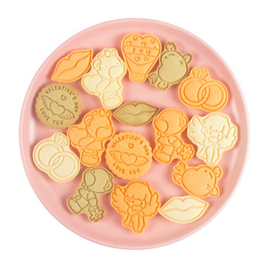 Besafe Lot de 8 moules en plastique embossés pour biscuits de la Saint-<span class=keywords><strong>Valentin</strong></span> pour la maison, mariage et fête de la Saint-<span class=keywords><strong>Valentin</strong></span> - Product Image 5