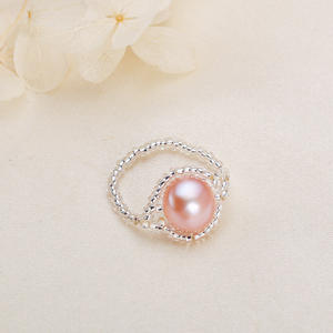 Bague d'index élégante en perles blanches incrustées, design de niche, tissée, pour femme, vente en gros de Zhuji - Product Image 4