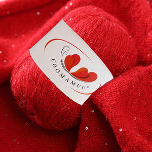 <span class=keywords><strong>Laine</strong></span> tissée à la main en <span class=keywords><strong>mohair</strong></span> pailleté doré Fil à paillettes en <span class=keywords><strong>soie</strong></span> DIY Châle Écharpe Boule <span class=keywords><strong>de</strong></span> <span class=keywords><strong>laine</strong></span> - Product Image 2