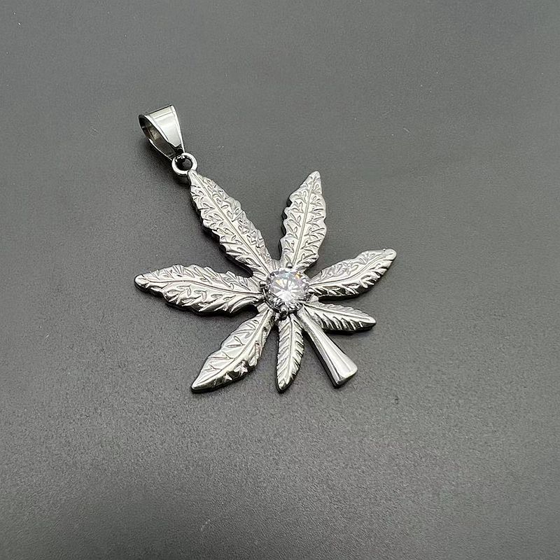 Silver single pendant