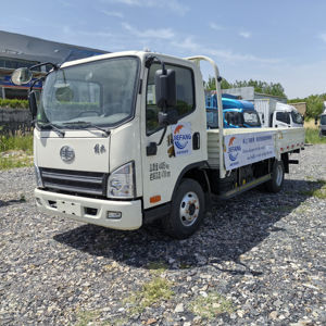 Les camions à moteur diesel se vendent bien. Les camions diesel chinois à conduite à droite sont populaires - Product Image 1