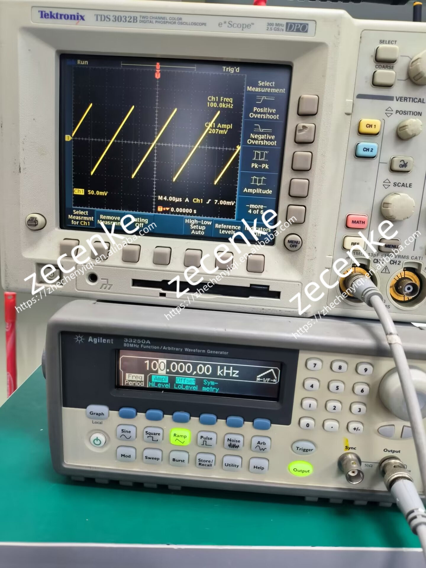 Agilent 33250A Function/arbitrary Waveform Generator - 80mhz