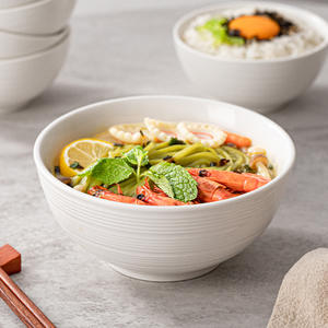 Ciotola in Ceramica Bianca con Texture Rigata per Riso, Frutta, Insalata, Dessert e Cena, per Casa e Ristorante - Product Image 4