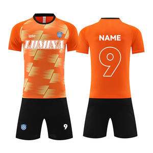 طقم زي كرة قدم مخصص للرجال والنساء والبالغين والأطفال مع طباعة الاسم والرقم قابل للتنفس للتدريب والمباريات - Product Image 1