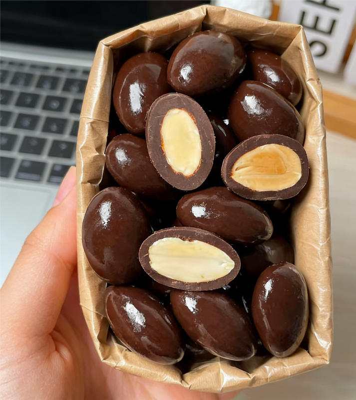 Chocolate Wholesale OEM Chocolate Coated Whole