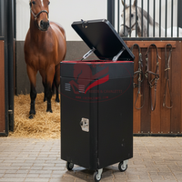 Boîte portative de selle de cheval avec des roues pour stocker des produits de cheval