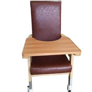Silla de comedor con tablero de madera y ruedas para ancianos y adultos en residencias o salas de estar - Product Image 2