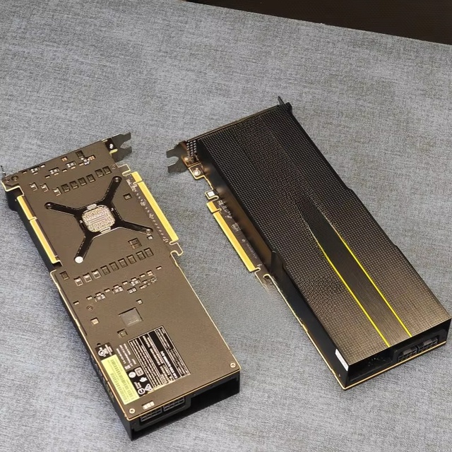 Factory Wholesale Used VII Mi50 32GB GDDR6 PCI Express ATI DirectX 12 Graphics Card 8+8Pin Fan Cooling Desktop/Laptop 300W