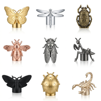 Capuchon de parfum professionnel en alliage de zinc FEA 15 mm, design personnalisé cheval et ours, couvercle magnétique en Zamac, fabrication usine